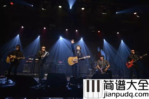 世界第一等吉他谱_伍佰_脚踏实地，仰望星空，邂逅永生