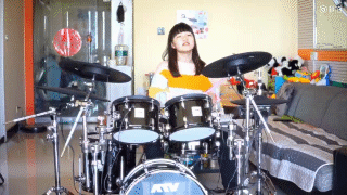 阳光下吉他谱_马一凡_每个人的心里都有一个梦，永远都会像太阳，温暖啊