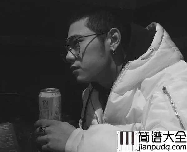 像暗杀似的绕到背后突然拥抱你吉他谱_太一_眼里的耳边的梦,布达布达蹦