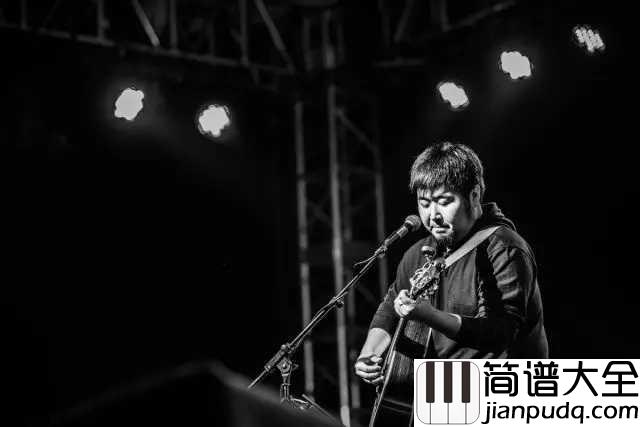 安河桥吉他谱_唱火了安河桥的人是薛之谦，却不是宋冬野